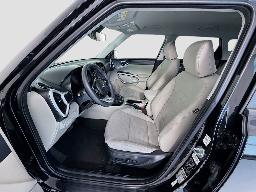 Used 2021 Kia Soul S FWD image 19