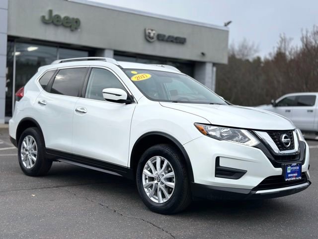 Used 2017 Nissan Rogue SV image 7