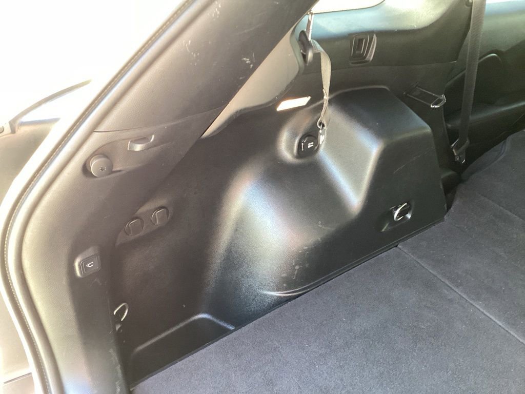 Used 2019 Jeep Cherokee Latitude Plus image 12