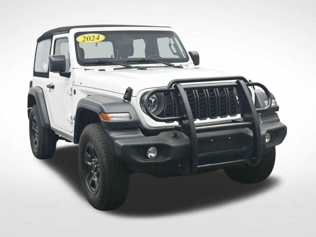Used 2024 Jeep Wrangler Sport AWD/4WD image 3