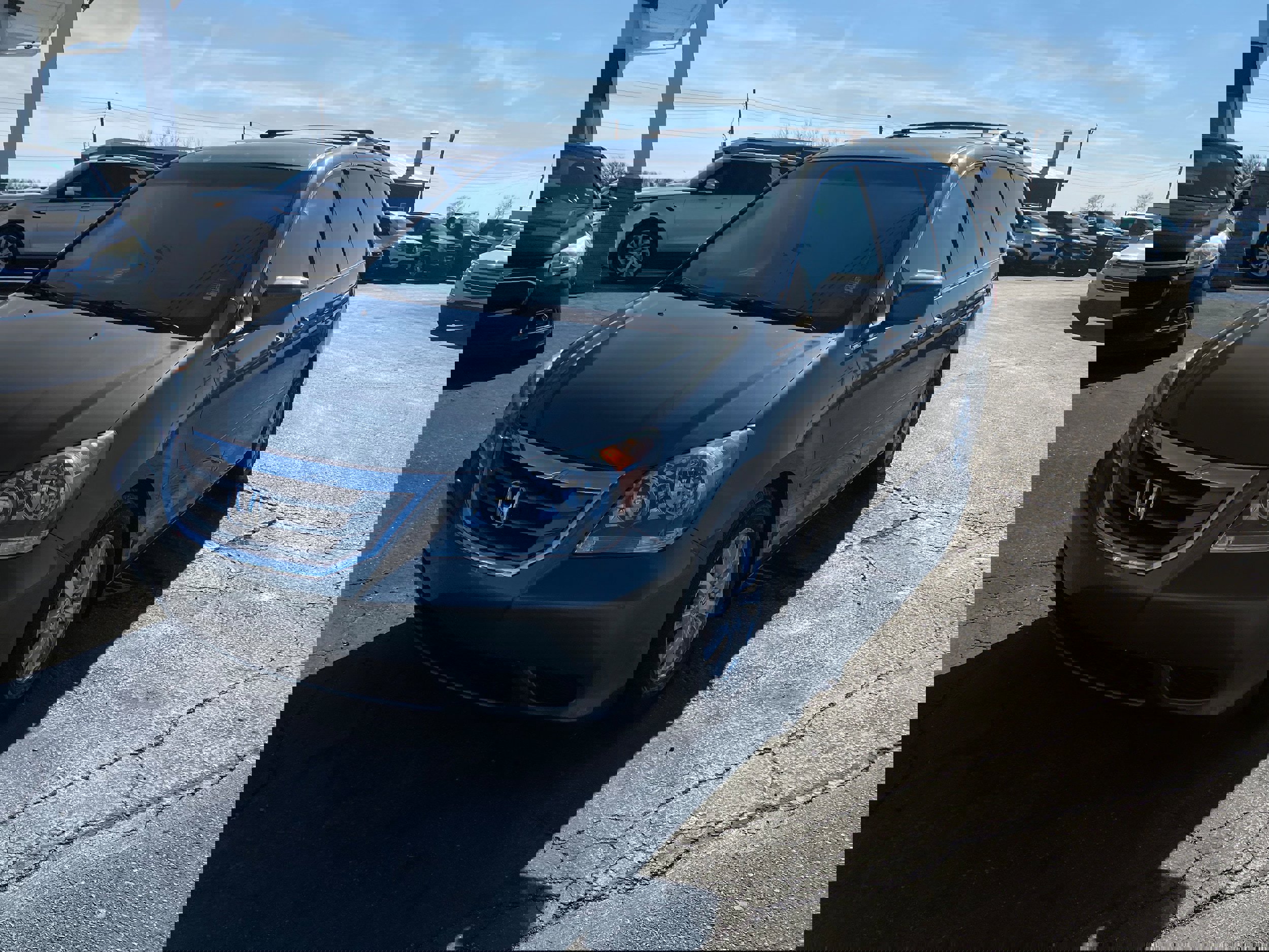 Used 2010 Honda Odyssey EX image 1