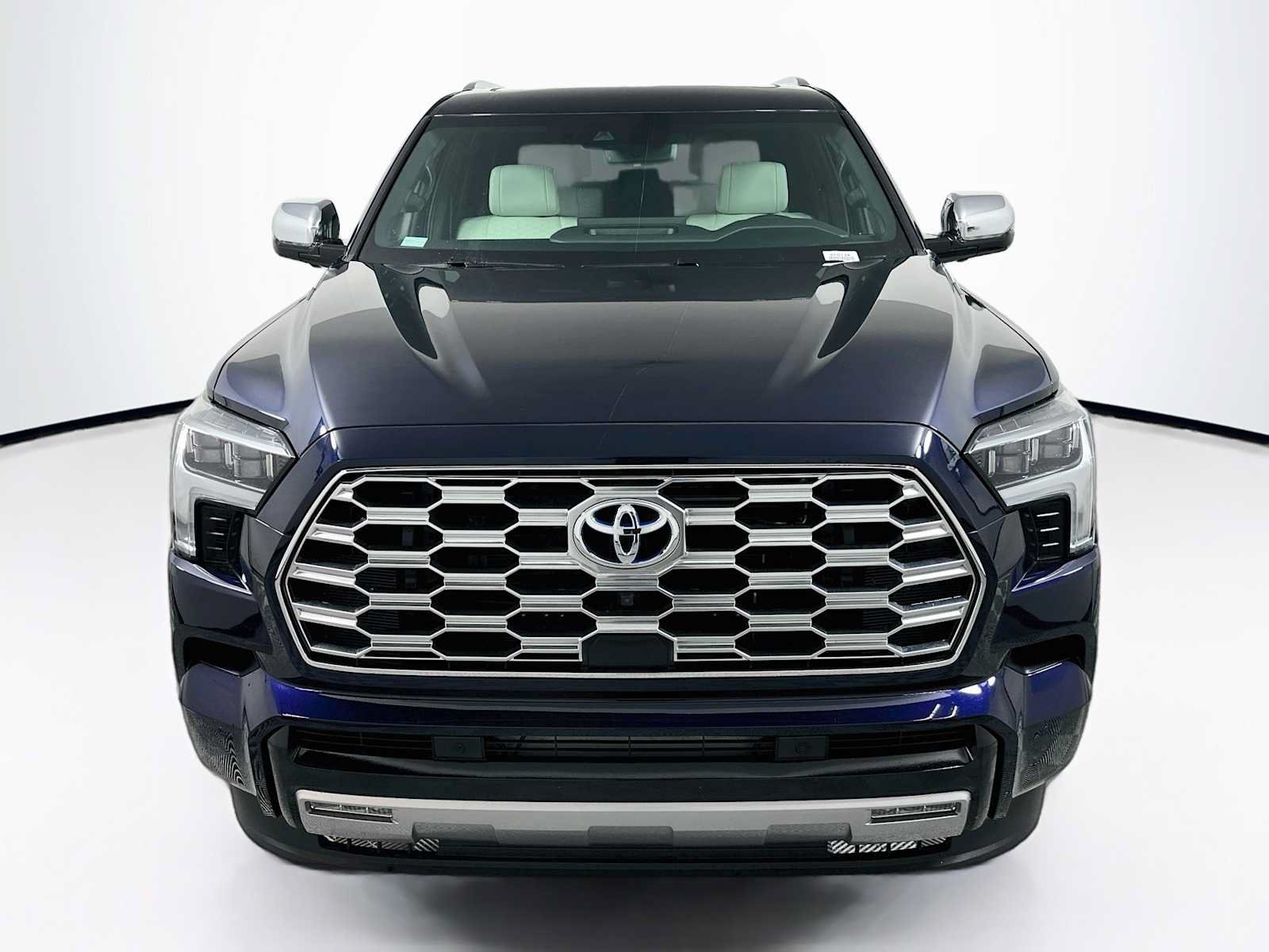 Used 2024 Toyota Sequoia Capstone AWD/4WD image 6
