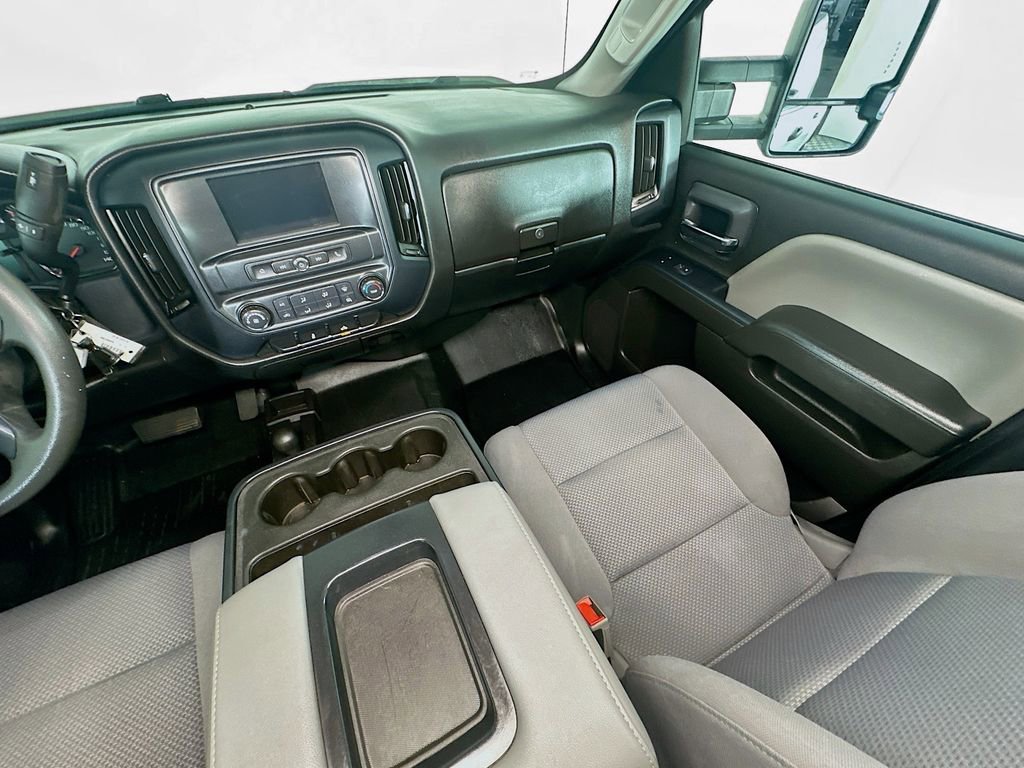 Used 2019 Chevrolet Silverado 2500 W/T image 11