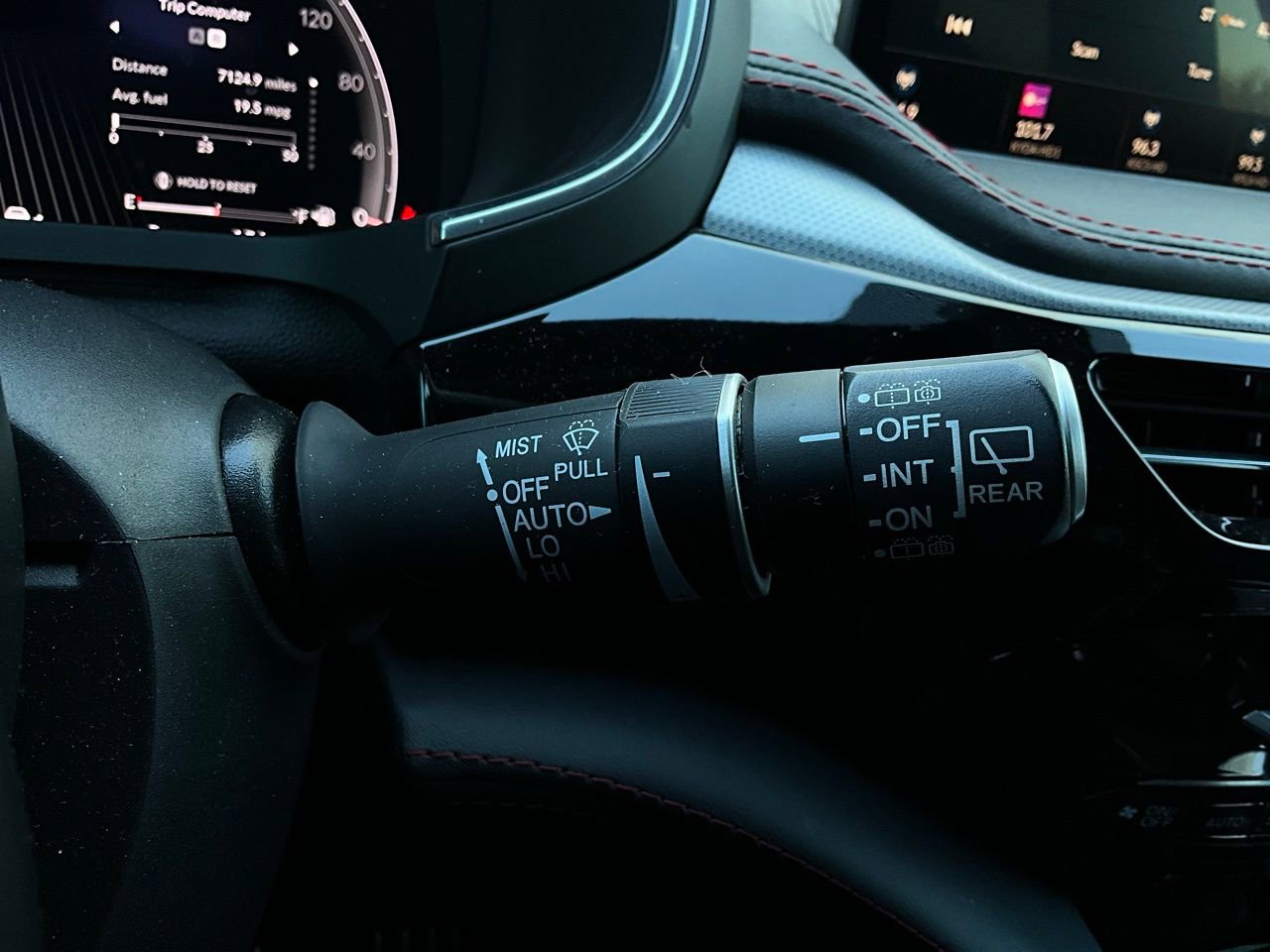 Used 2023 Acura MDX A-Spec image 44