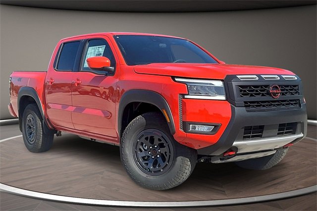 New 2025 Nissan Frontier PRO-4X w/ Interior Protection Package image 2