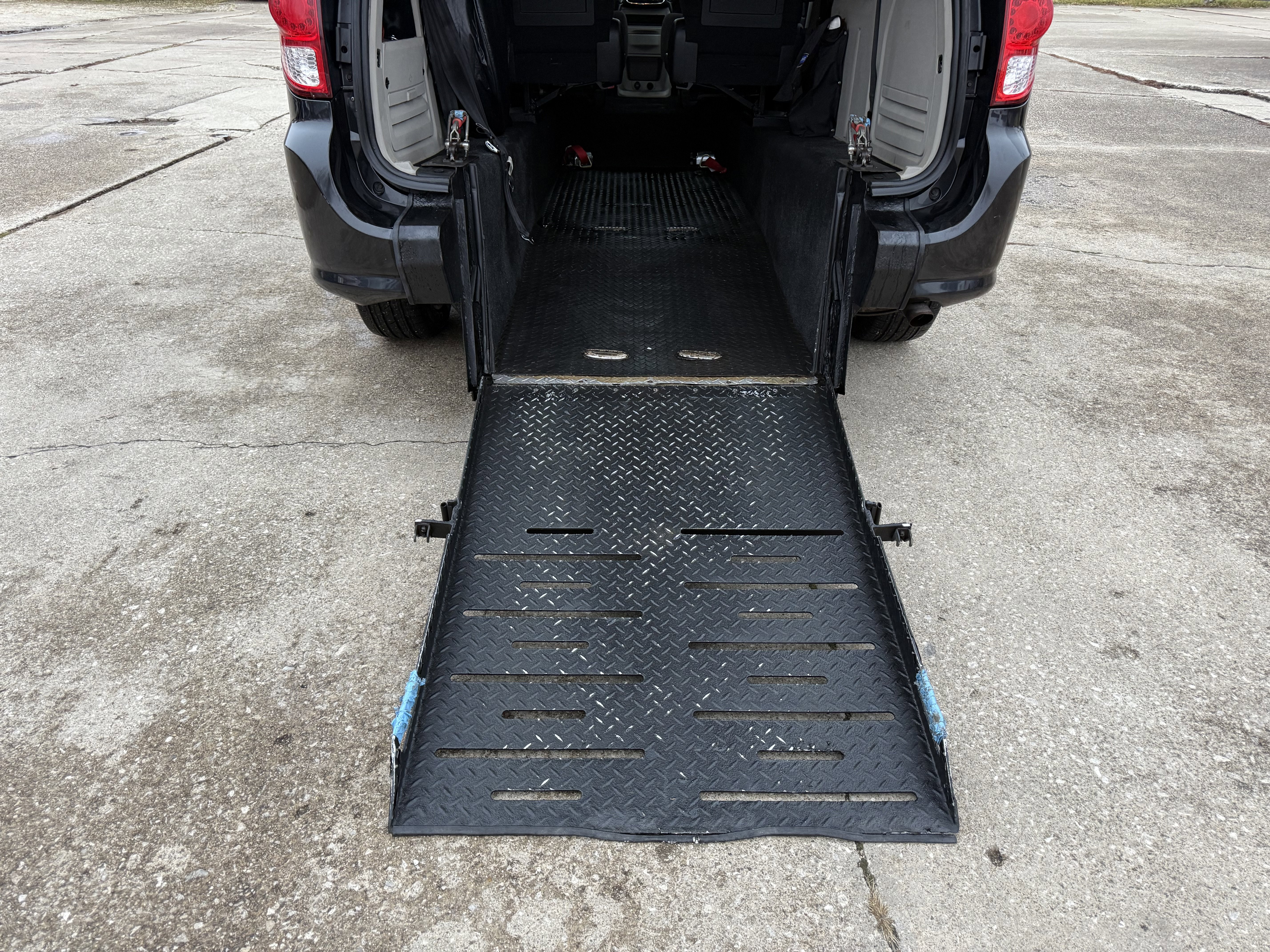 Used 2014 Dodge Grand Caravan SE w/ Quick Order Package 29E SE image 14