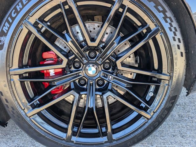 Used 2026 BMW M5 w/ Executive Package image 7