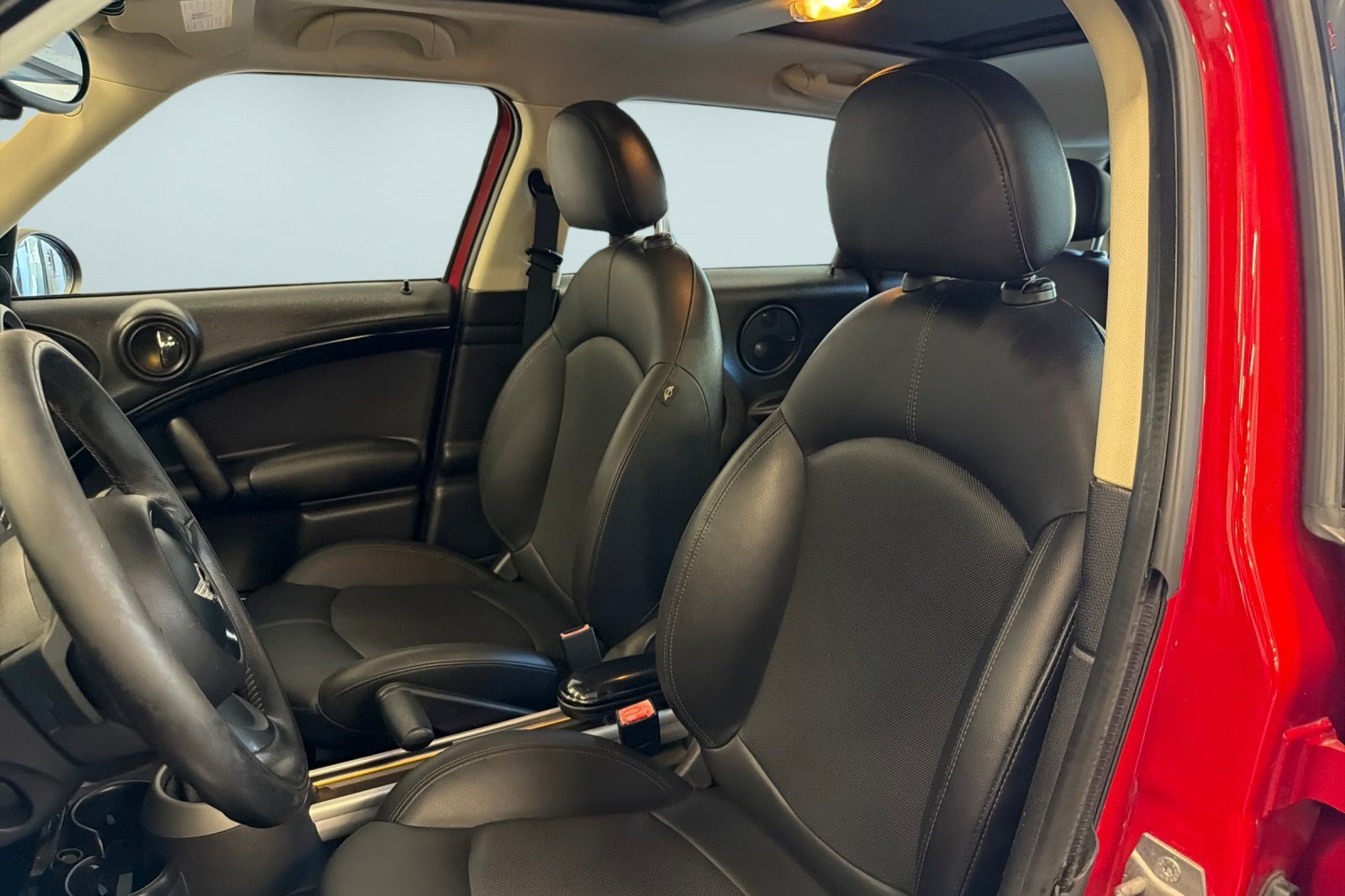 Used 2012 MINI Cooper Countryman S FWD image 5