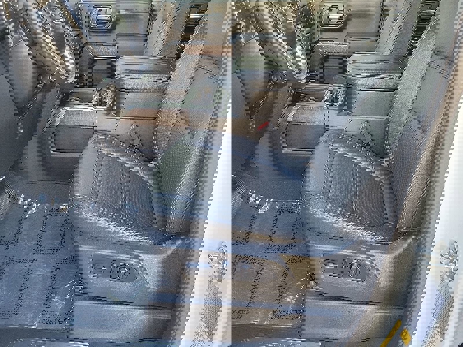 Used 2023 GMC Sierra 2500 Denali image 13