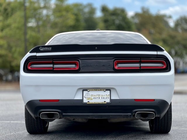 Used 2021 Dodge Challenger R/T w/ Blacktop Package image 9