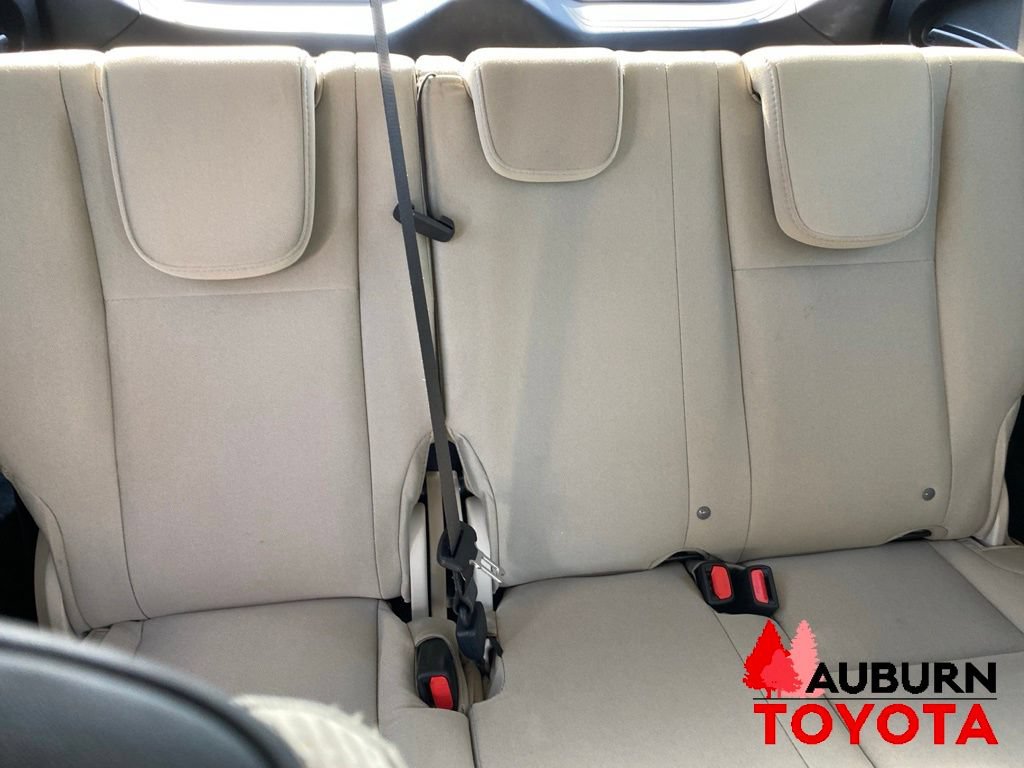 Used 2025 Subaru Ascent Premium AWD/4WD image 21
