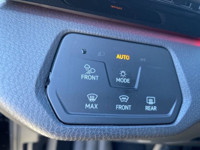 Used 2023 Volkswagen ID.4 Pro S Plus image 22