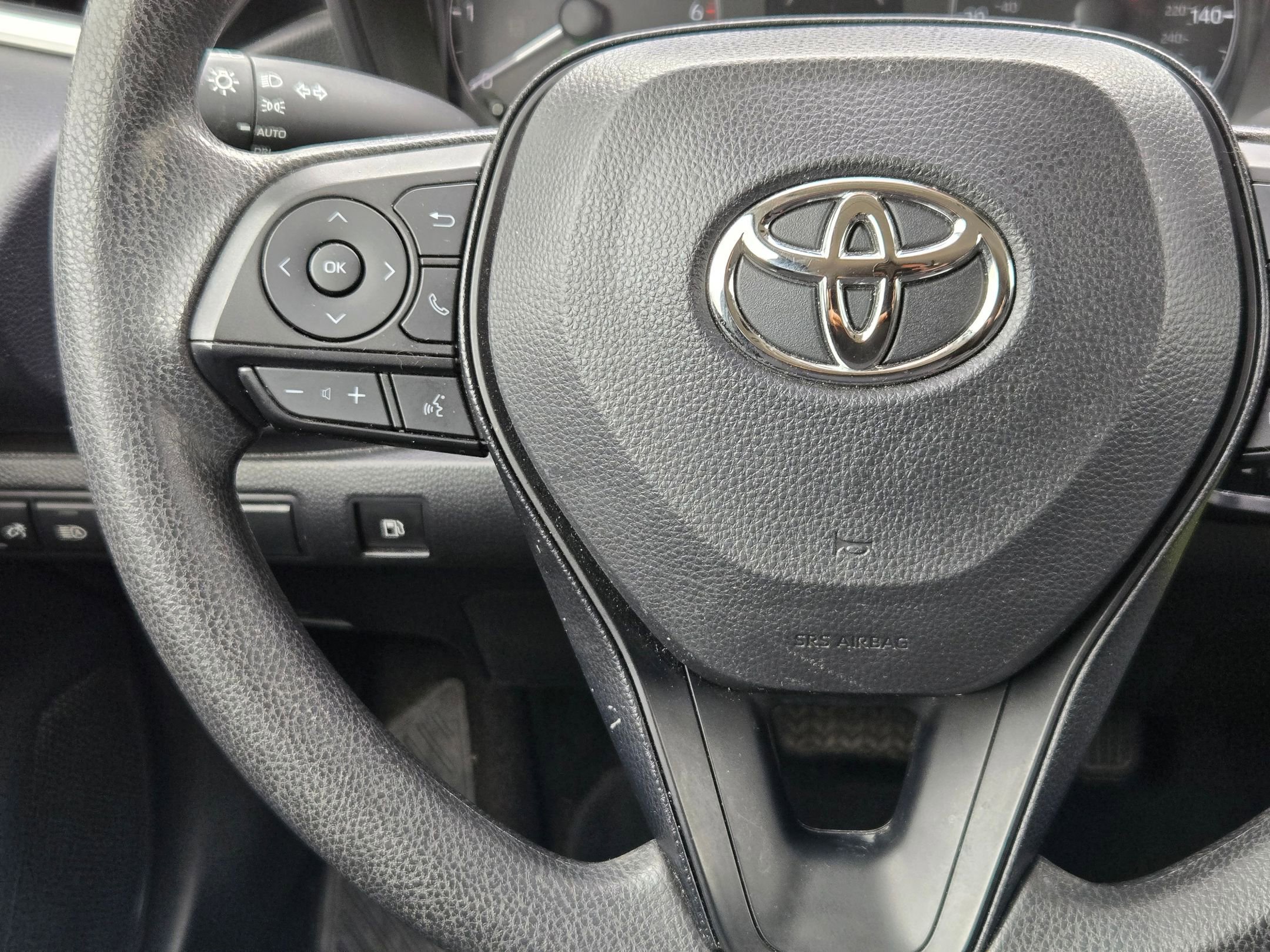 Used 2024 Toyota Corolla LE FWD image 20