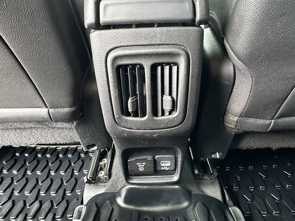 Used 2021 Jeep Compass Latitude image 22