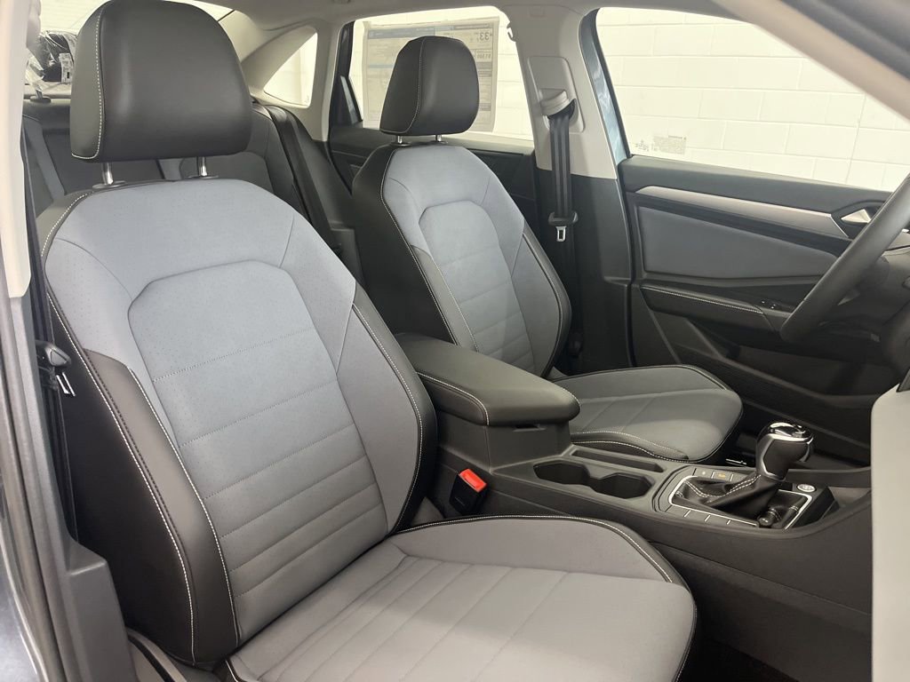 New 2026 Volkswagen Jetta SE image 39