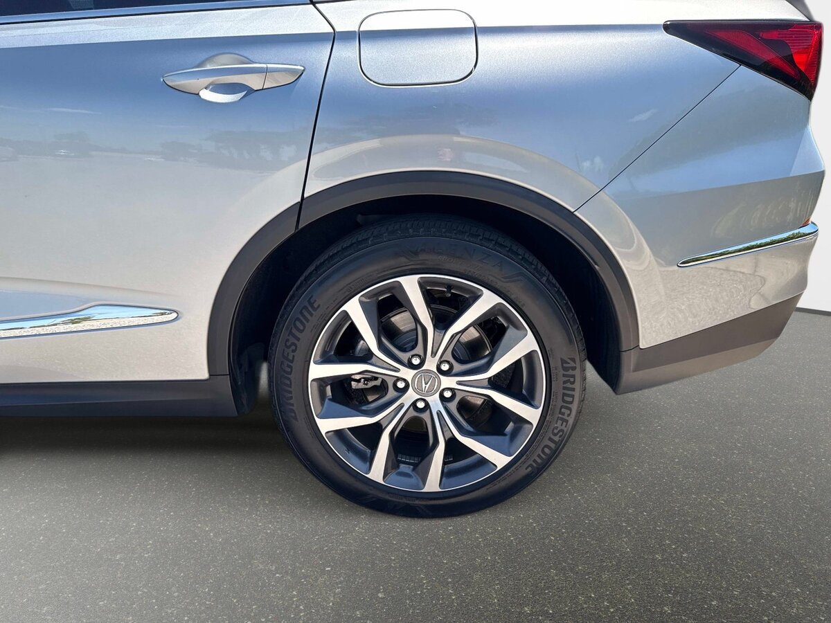 Used 2023 Acura MDX w/ Technology Package FWD image 10