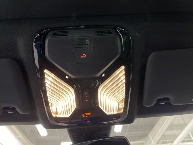 Used 2023 BMW 330i xDrive Sedan w/ Driving Assistance Package AWD/4WD image 25