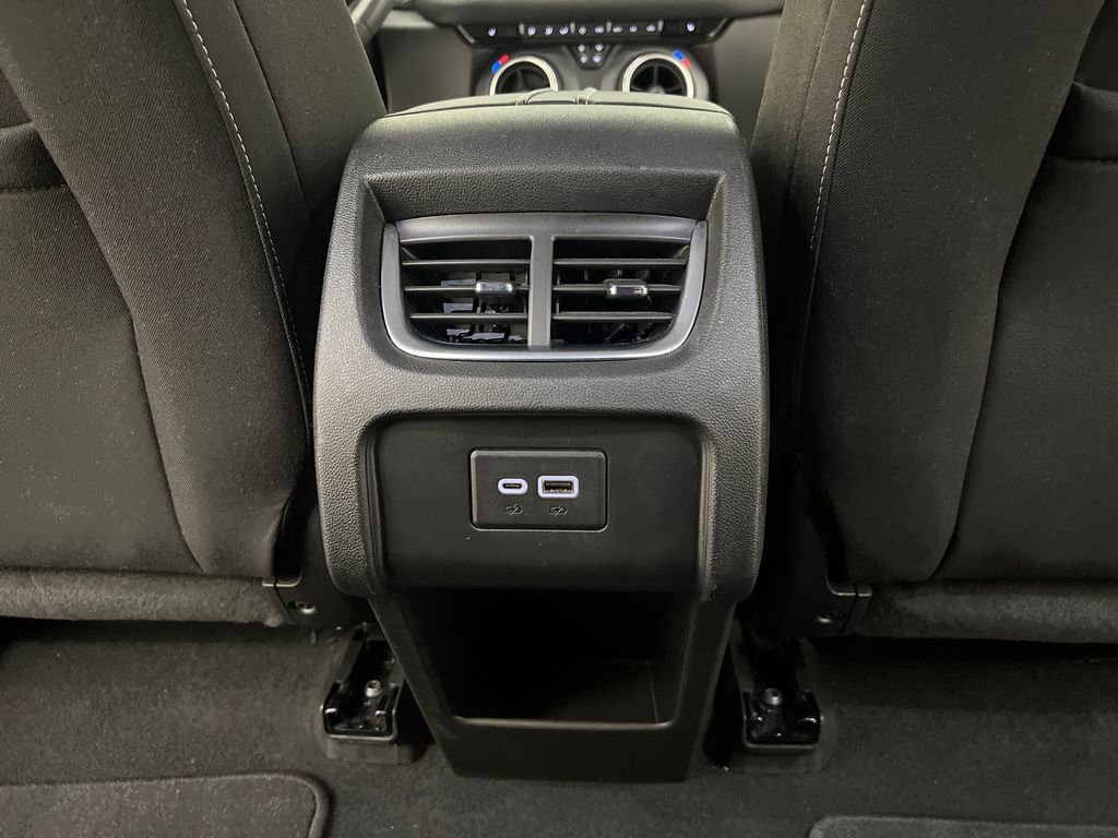 Used 2025 Chevrolet Blazer LT FWD image 21