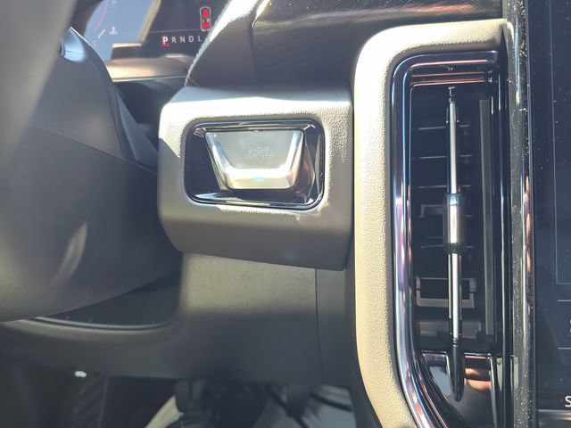 New 2026 GMC Yukon XL AT4 w/ AT4 Premium Plus Package AWD/4WD image 25