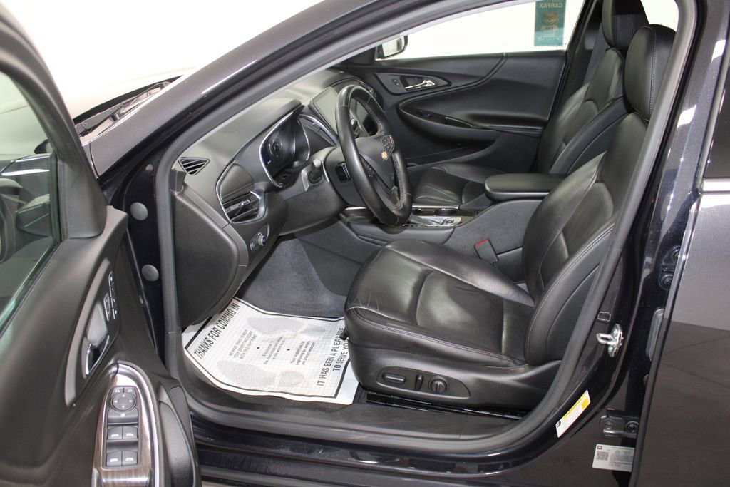 Used 2023 Chevrolet Malibu LT image 21