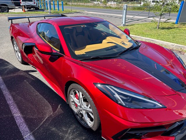 Used 2023 Chevrolet Corvette Stingray Premium Cpe w/ Z51 Performance Package RWD image 3