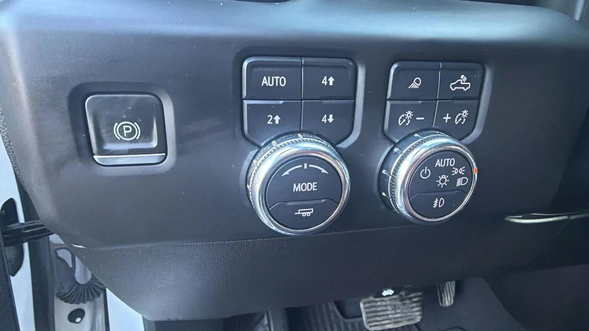 Used 2023 GMC Sierra 1500 Denali Ultimate image 35