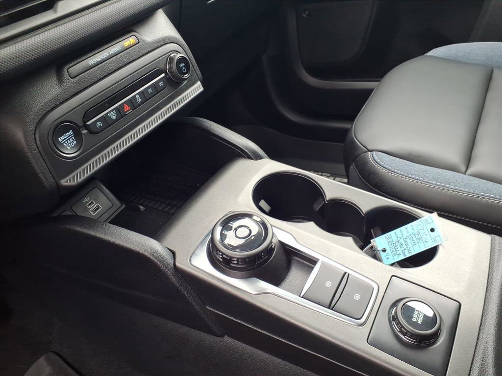 Certified 2025 Ford Bronco Sport Outer Banks w/ Outer Banks Tech Package+ image 16