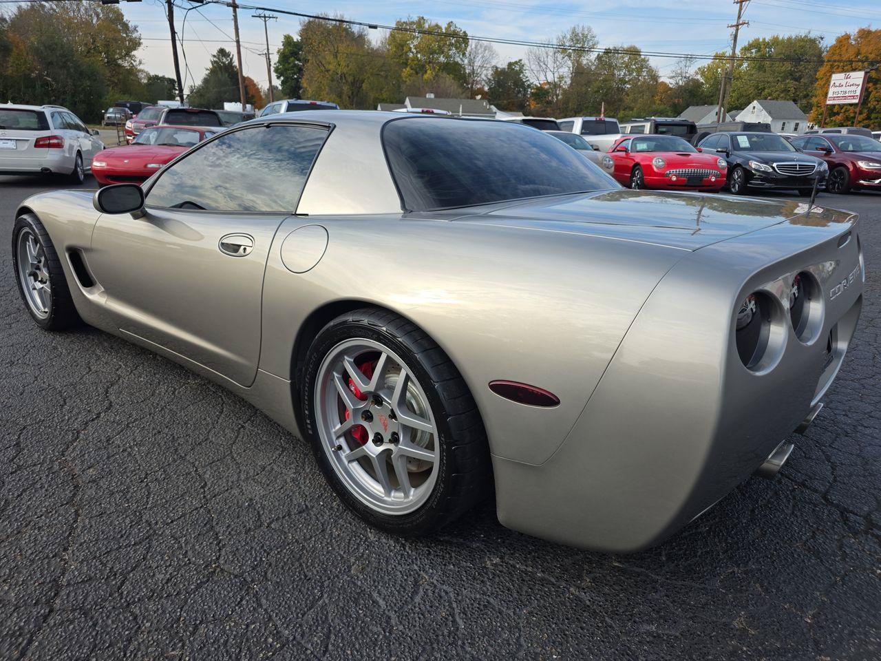 Used 1999 Chevrolet Corvette Coupe w/ Lighting Pkg RWD image 20