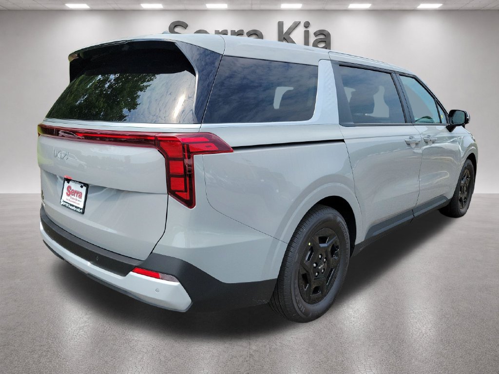 New 2027 Kia Carnival FWD image 5