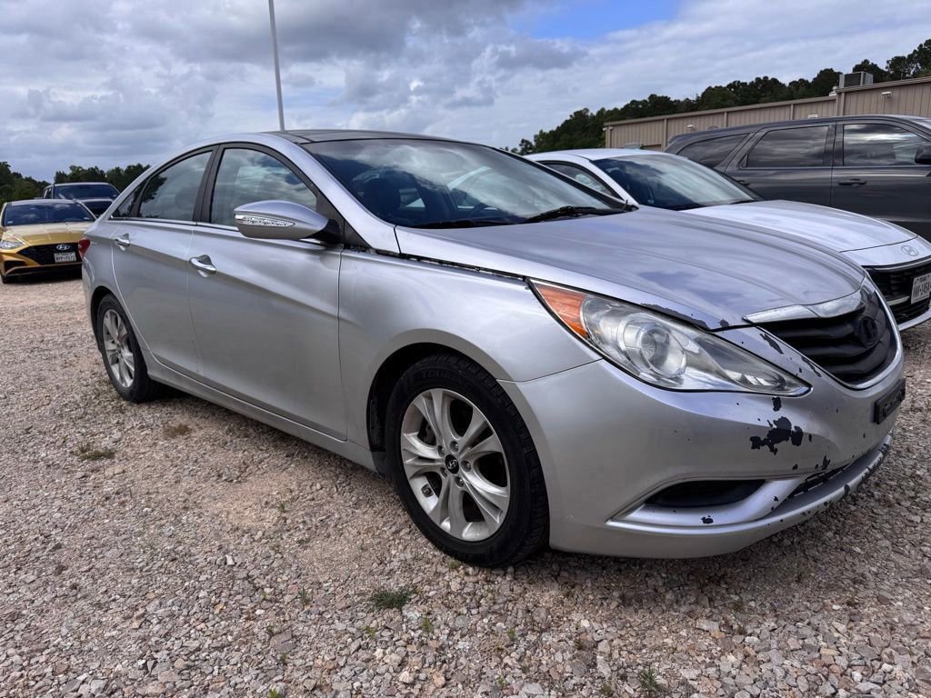 Used 2012 Hyundai Sonata Limited FWD image 2