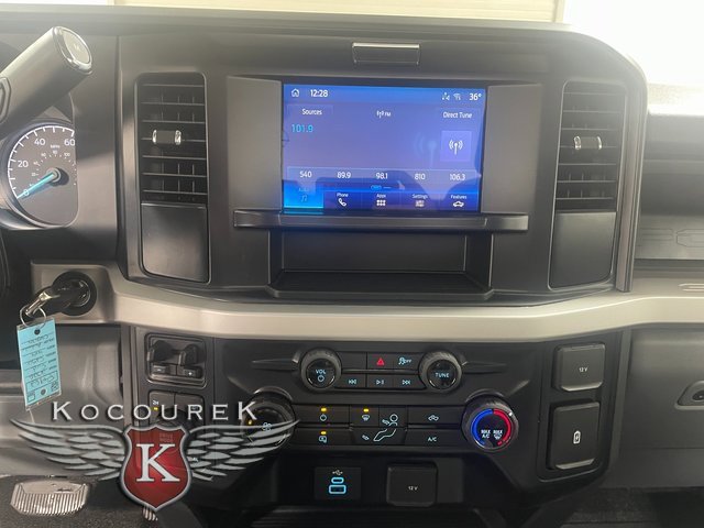 New 2026 Ford F250 XL w/ XL Chrome Package image 16