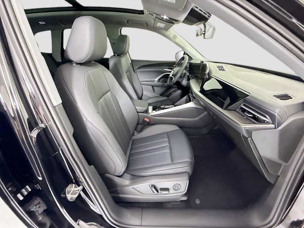 Used 2026 Audi Q5 Premium w/ Premium Plus AWD/4WD image 21