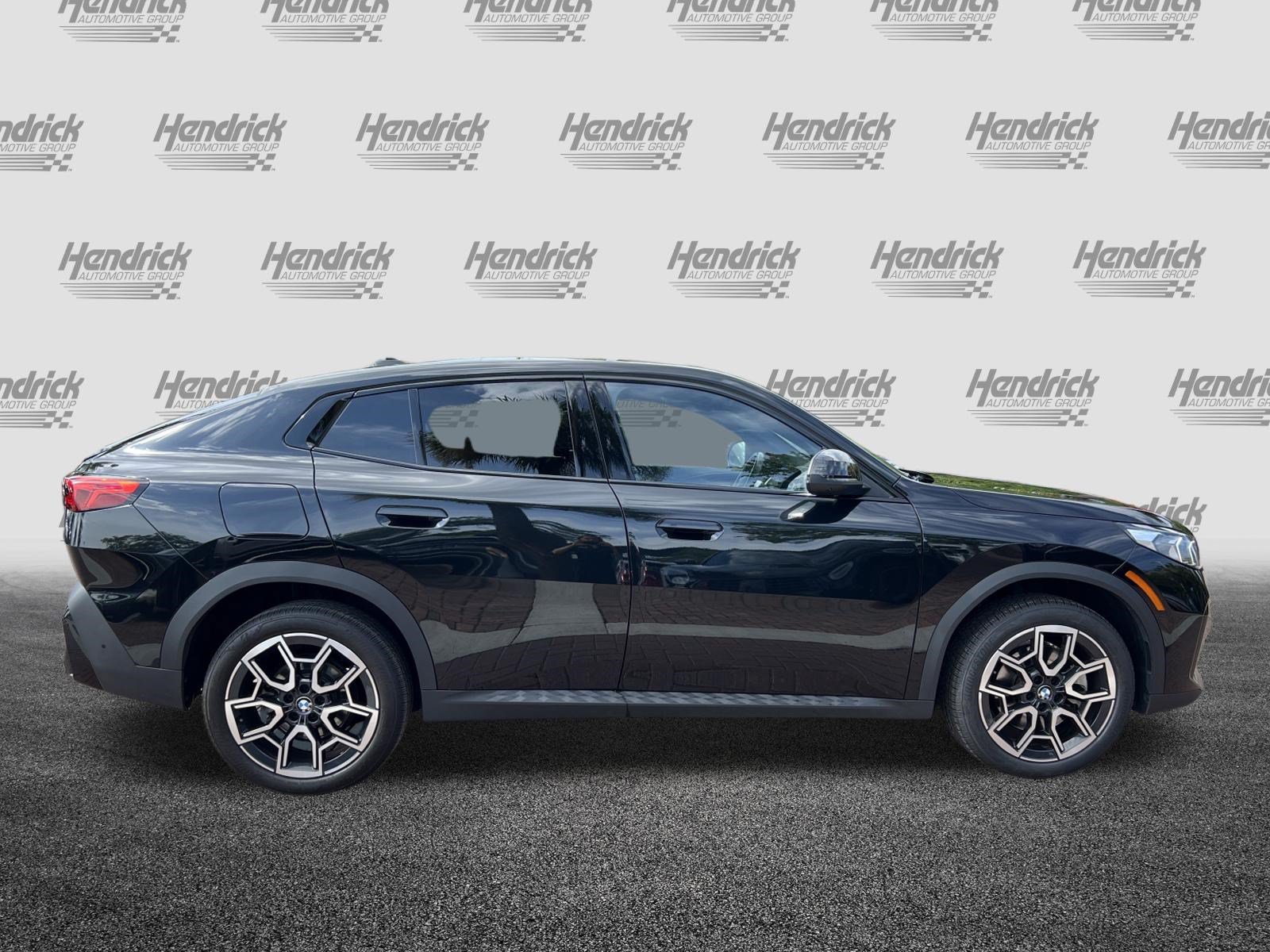 Certified 2025 BMW X2 xDrive28i AWD/4WD image 11