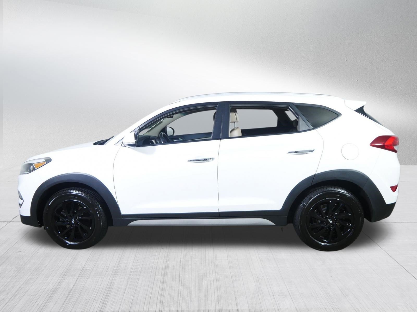 Used 2017 Hyundai Tucson Limited w/ Cargo Package AWD/4WD image 4