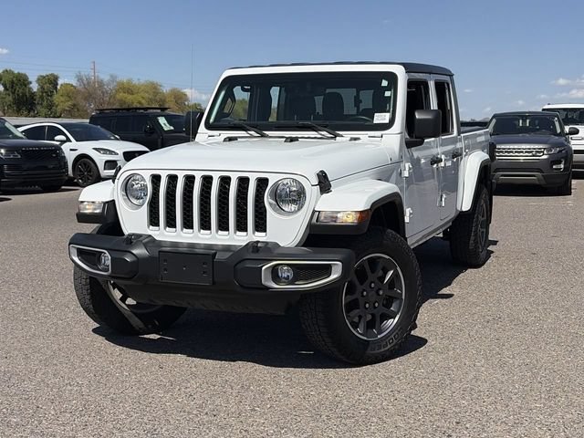 Used 2022 Jeep Gladiator Overland w/ Trailer Tow Package AWD/4WD image 3