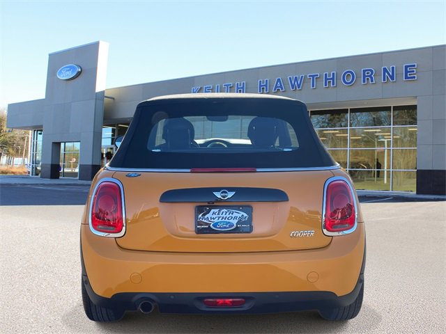 Used 2017 MINI Cooper Convertible image 5