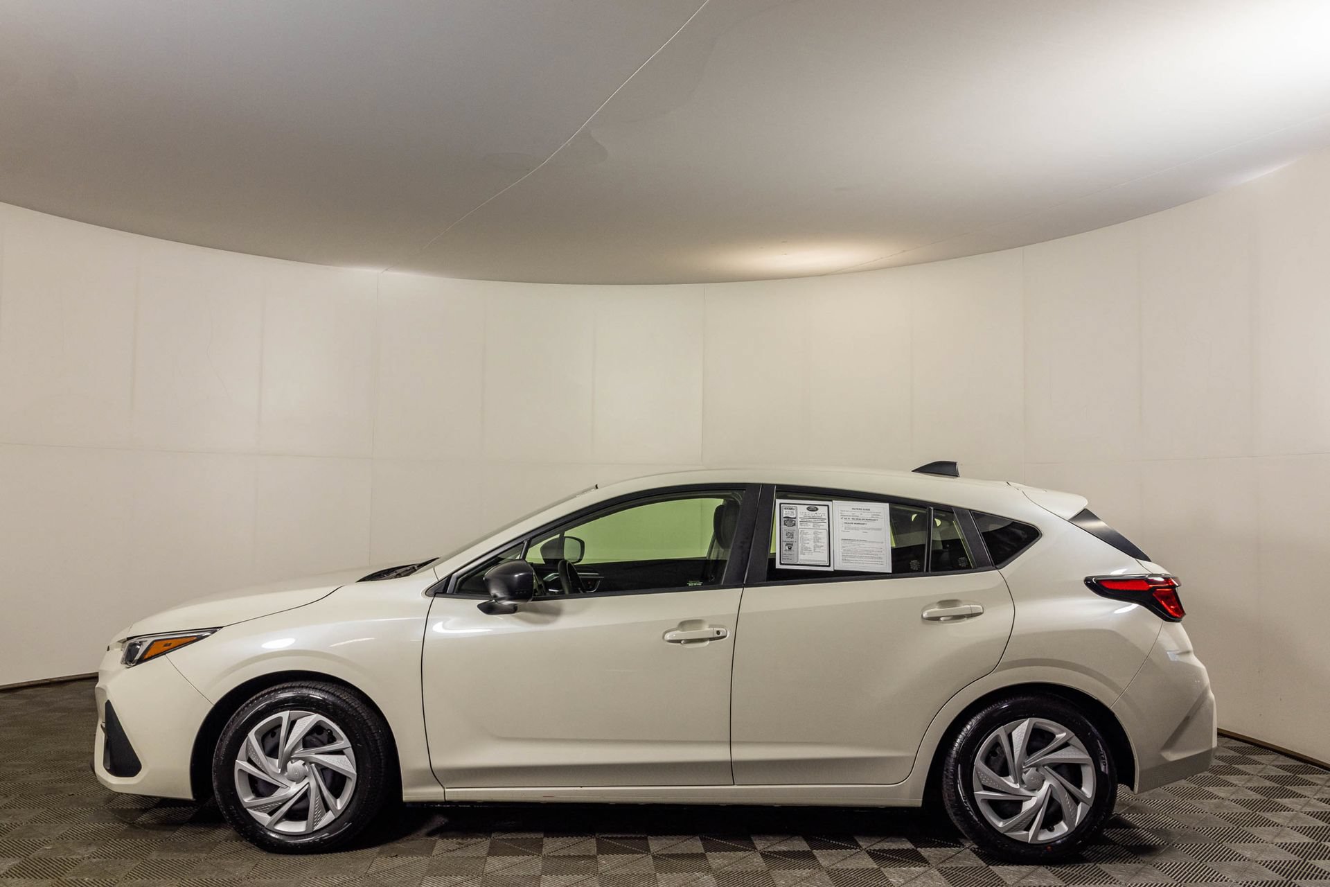 Used 2024 Subaru Impreza 2.0i AWD/4WD image 17