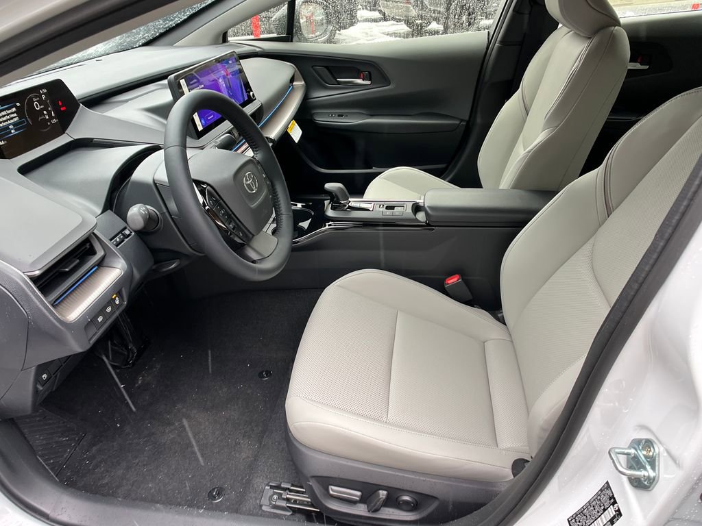 New 2026 Toyota Prius XLE image 9