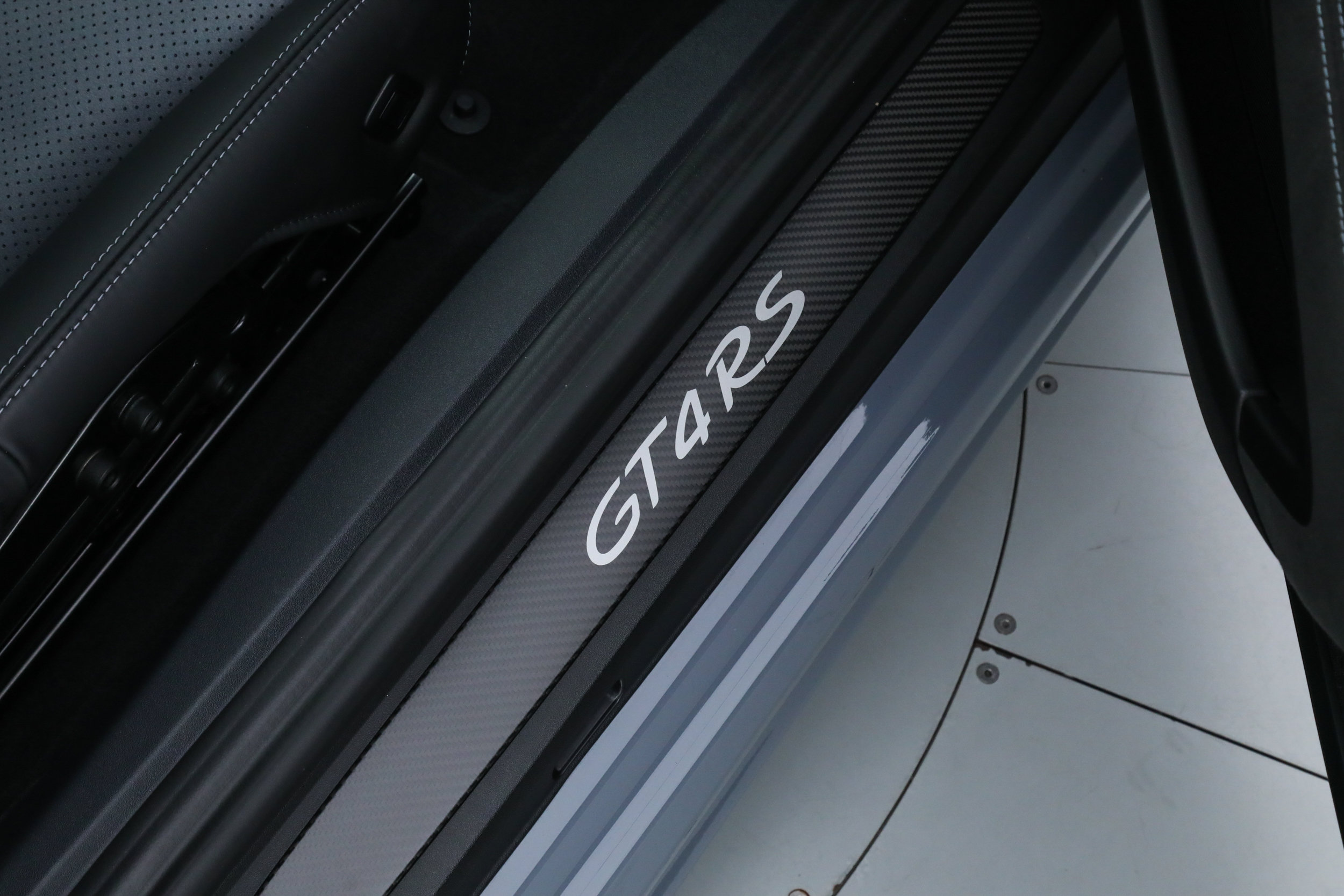 Used 2023 Porsche 718 Cayman GT4 RS RWD image 23