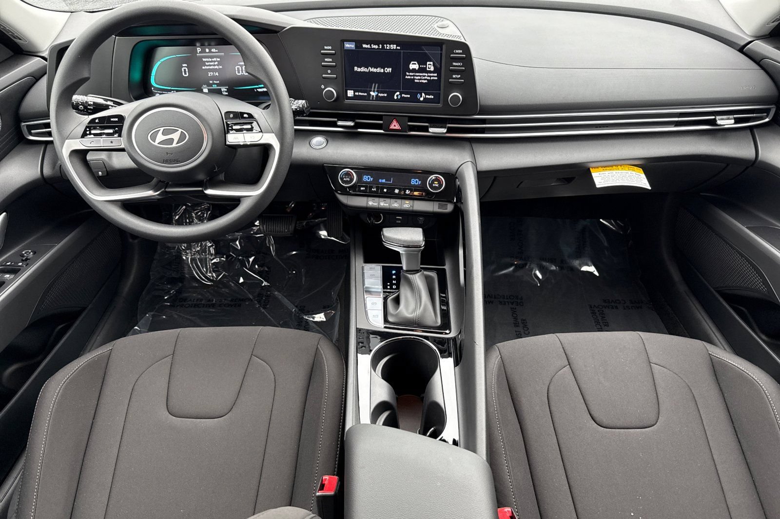 New 2026 Hyundai Elantra Hybrid FWD image 12