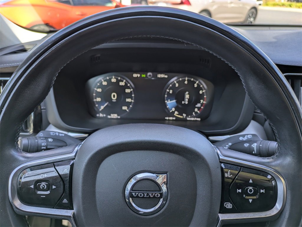 Used 2019 Volvo XC60 T5 Inscription w/ Protection Package Premier image 37