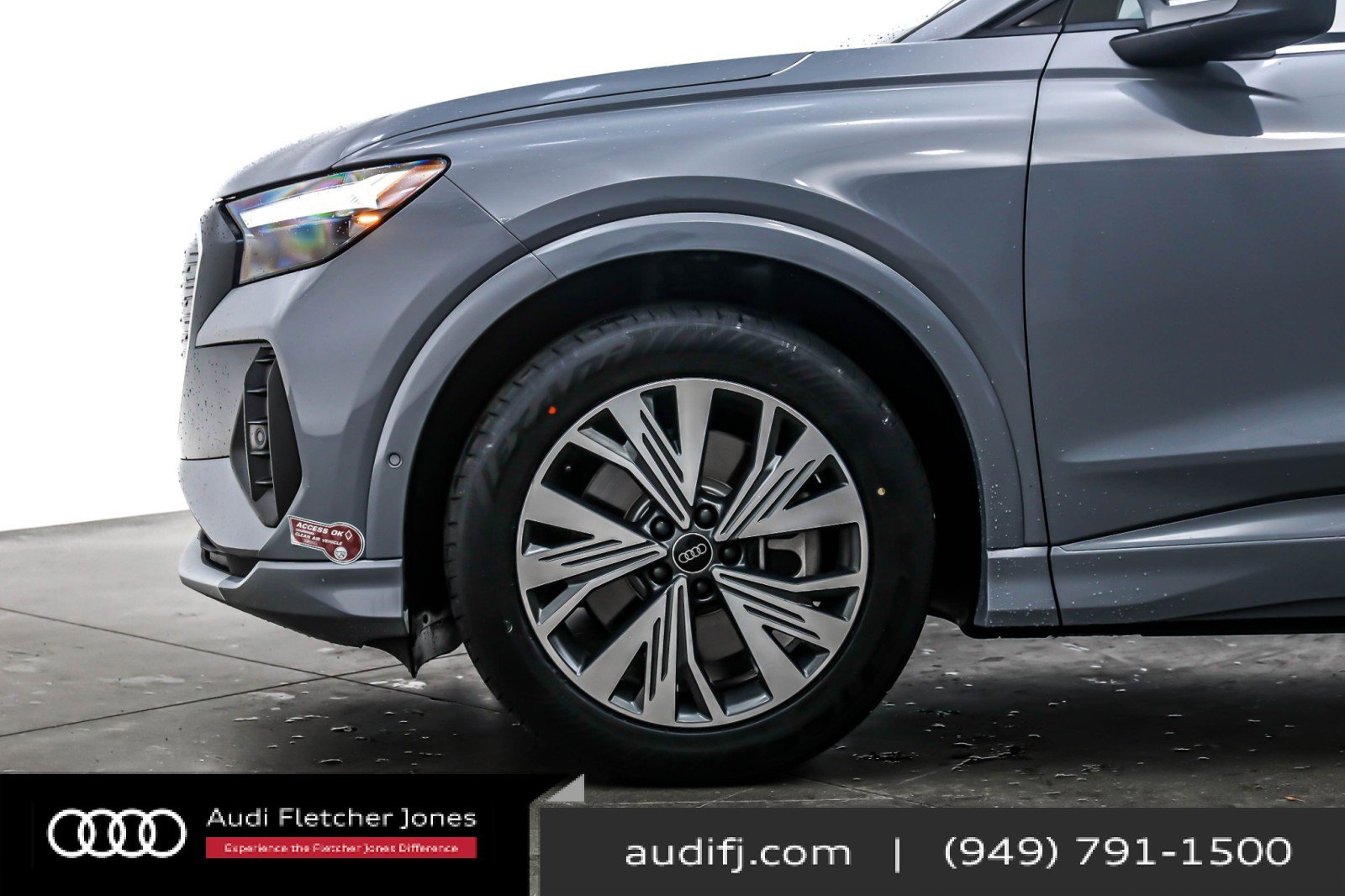 Used 2024 Audi Q4 e-tron Premium Plus image 10