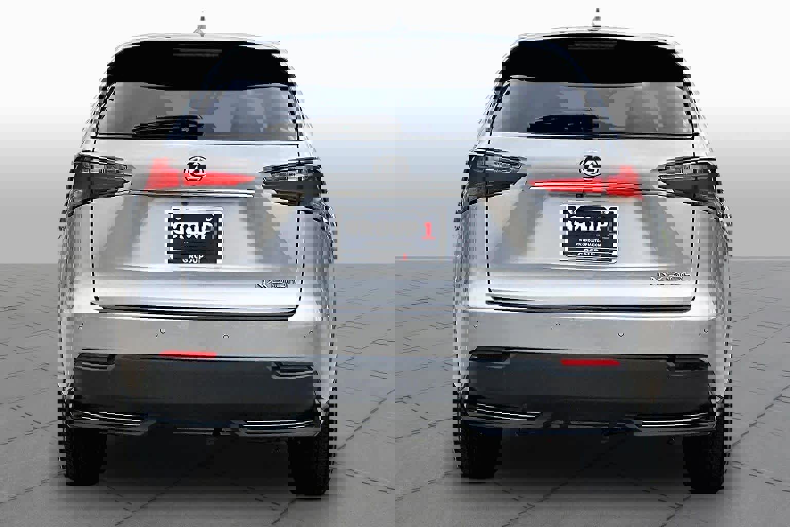 Used 2015 Lexus NX 300h FWD w/ Luxury Package image 5