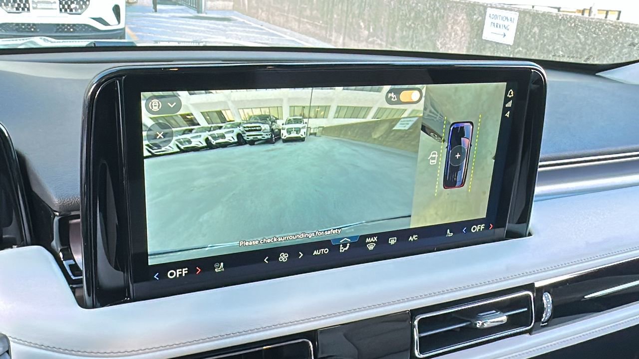 New 2026 Lincoln Aviator AWD image 20