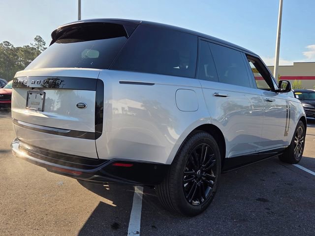 Used 2023 Land Rover Range Rover Long Wheelbase SE image 13