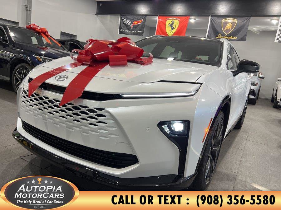 Used 2025 Toyota Crown Signia AWD/4WD image 44