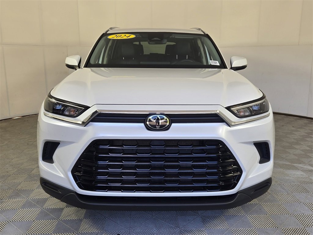Used 2024 Toyota Grand Highlander FWD image 3