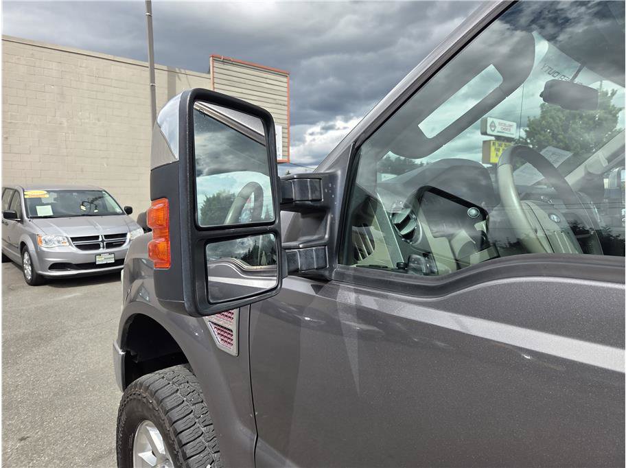 Used 2009 Ford F350 Lariat AWD/4WD image 13