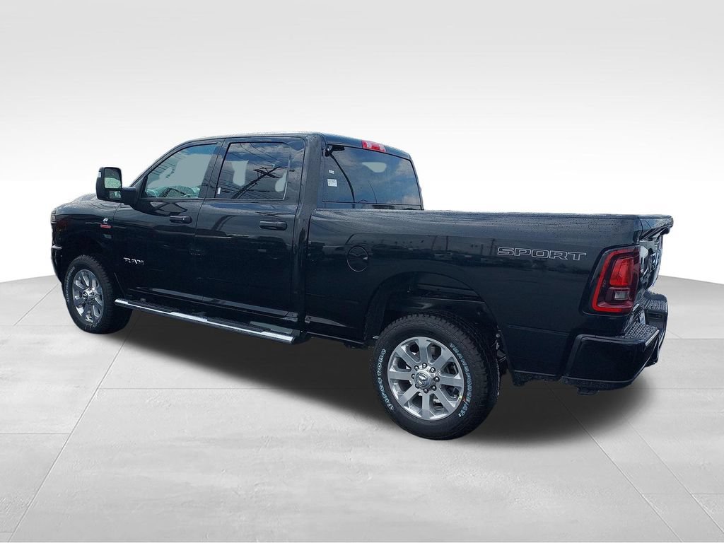 New 2027 RAM 2500 Big Horn AWD/4WD image 3