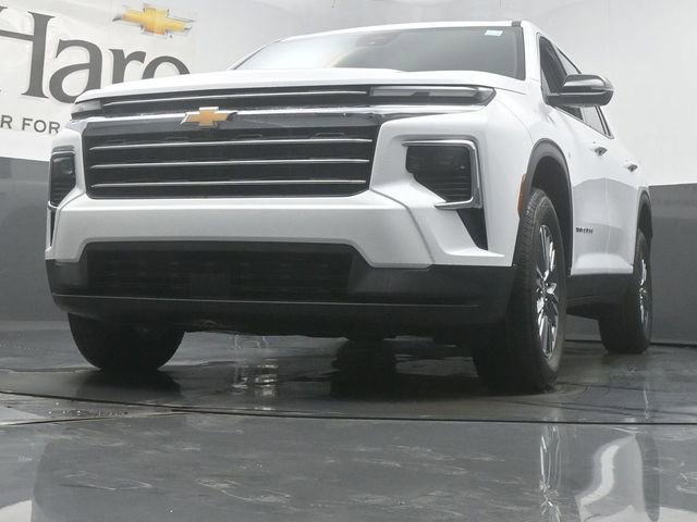 New 2026 Chevrolet Traverse LT w/ LPO, Floor Liner Package image 4